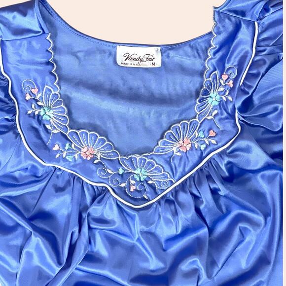 Vintage Vanity Fair Blue Nightgown Size Med V Neck Embroidered Knee Length - Picture 9 of 10